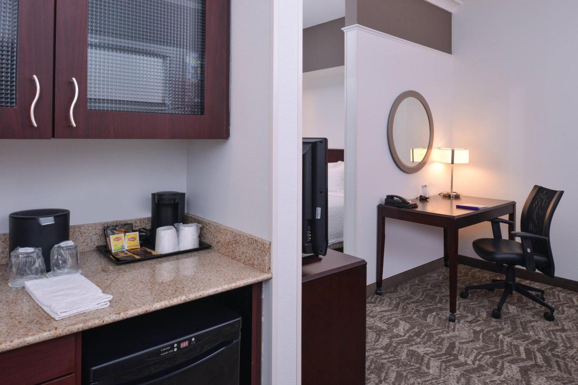 Springhill Suites By Marriott Oklahoma City Airport Exterior foto